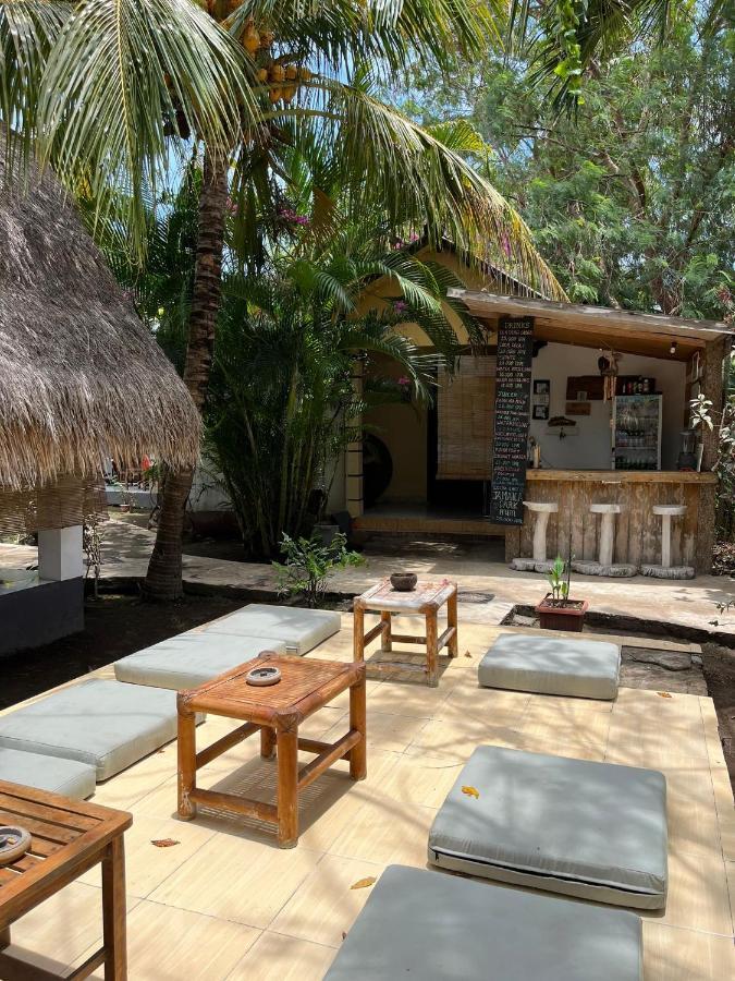 Nelly Homestay Gili Air Exterior foto